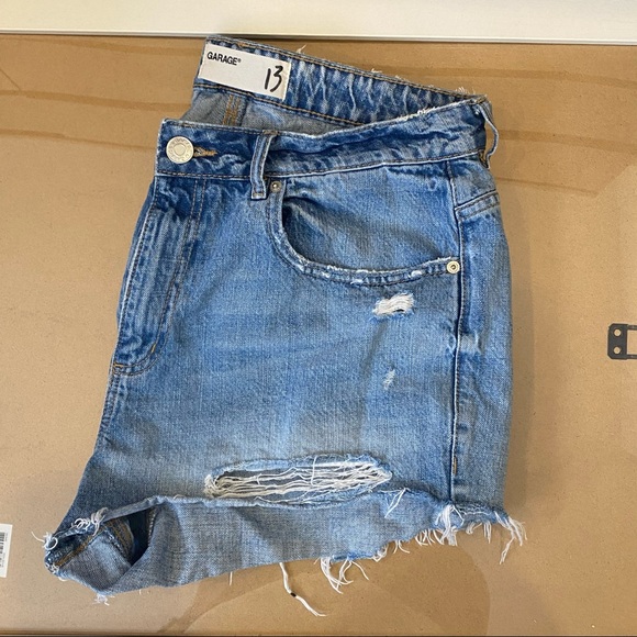 Garage Festival Shorts Medium Wash - Picture 3 of 5